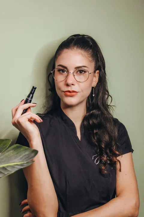 Jessica, dermopigmentista